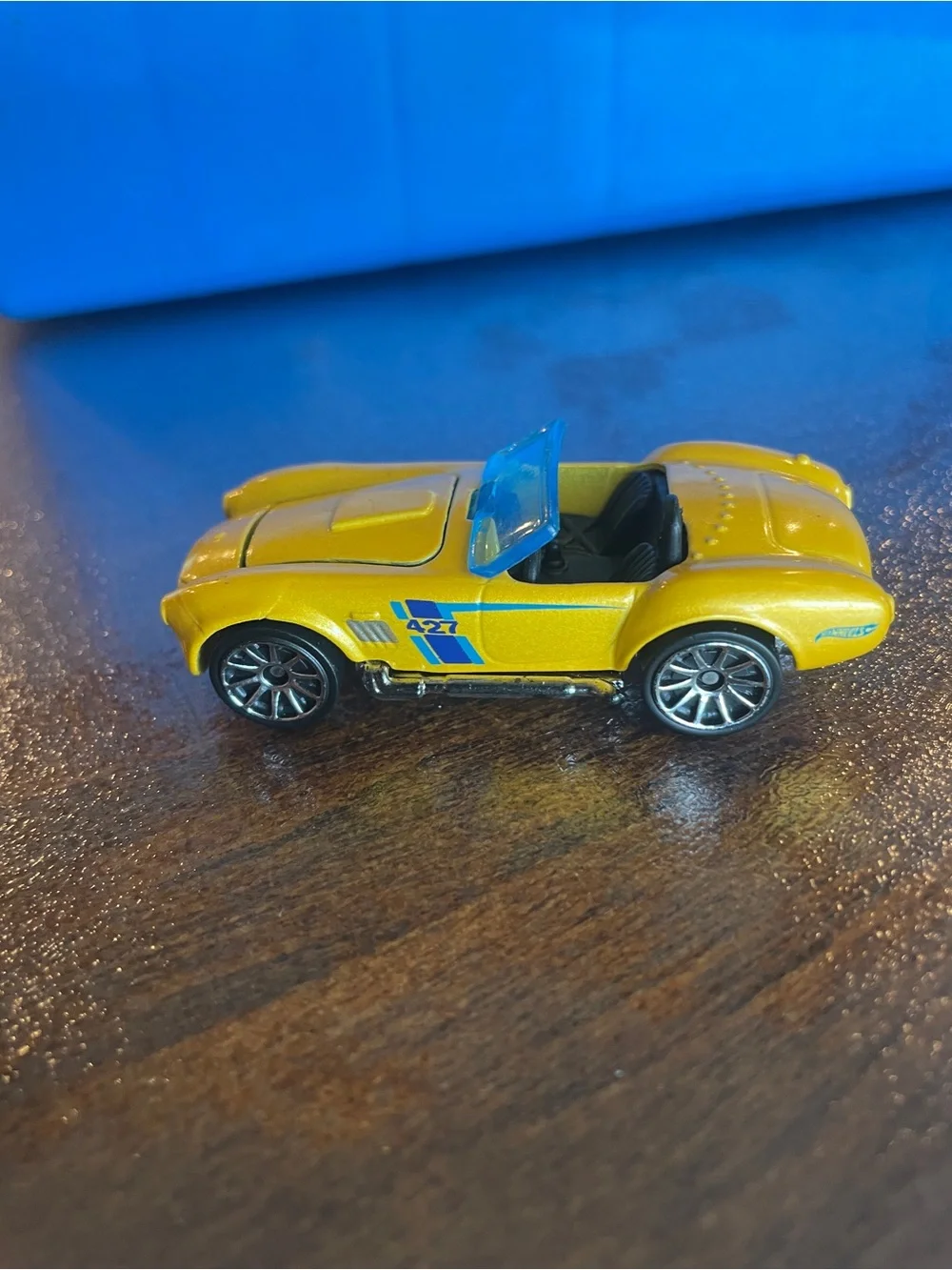1982 Hot Wheels Shelby Cobra  427  Hood opens 1;64